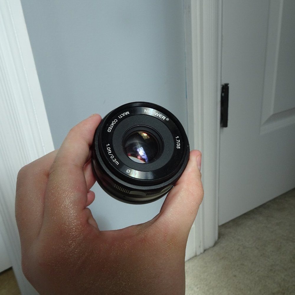 Neewer camera lens